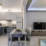 Διαμέρισμα Nevila House 1 *