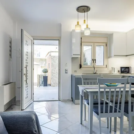 Nevila House 1 スコペロス