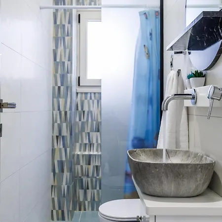 Nevila House 1 * スコペロス